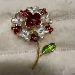 Red & White Floral Enamel Brooch with Green Leaf Accent NWOT